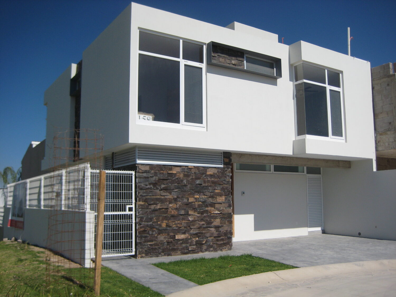 Casa residencial terminada en Altavista