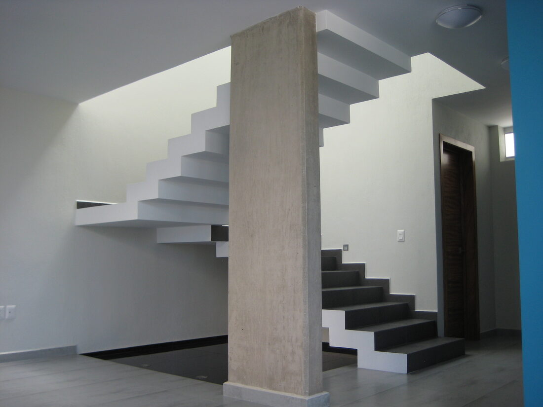 Escalera de concreto de autor