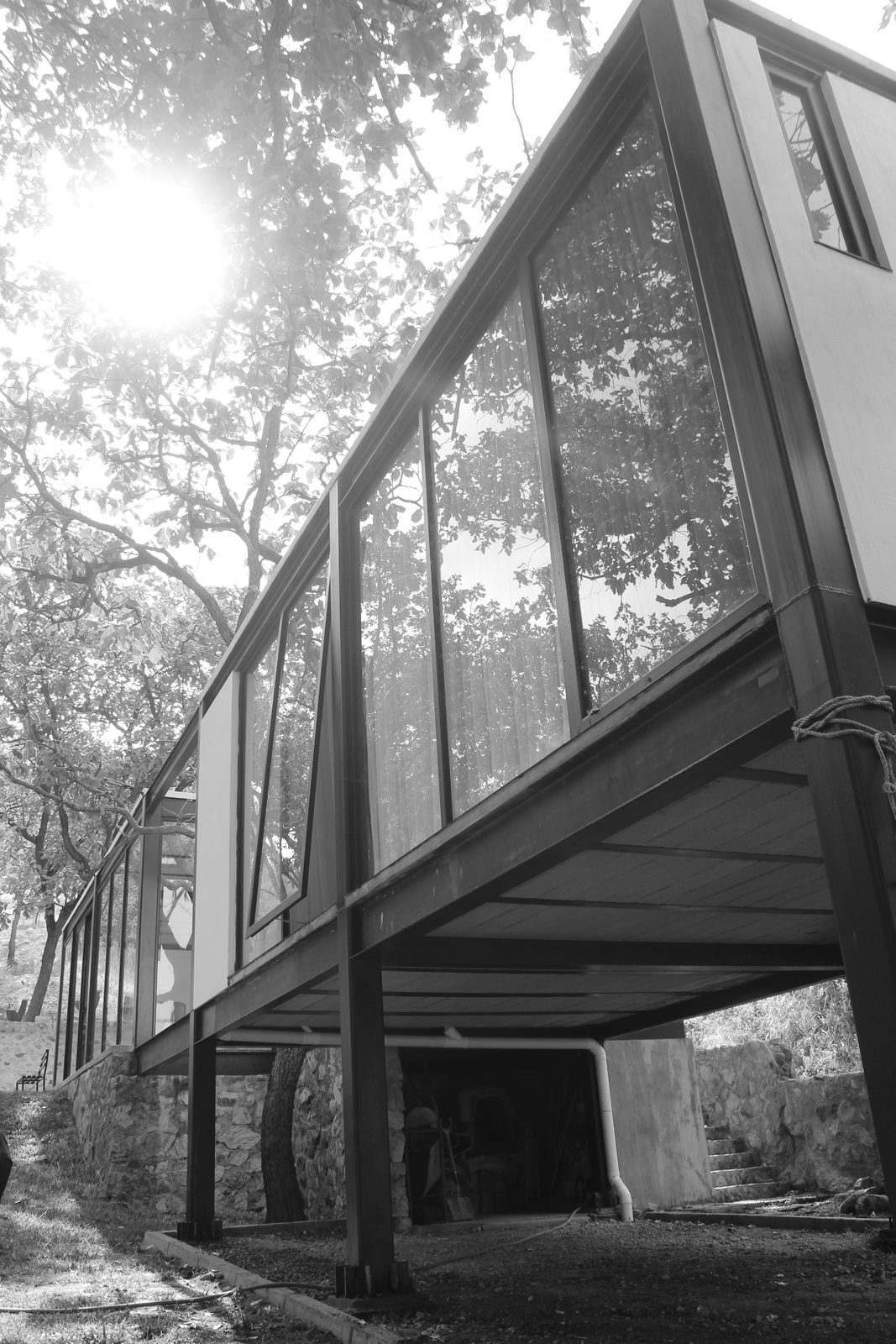 Estructura metálica montada en sitio