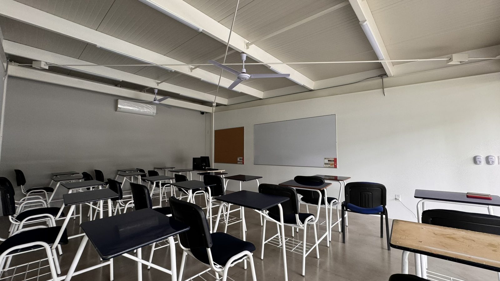 American Academy Secundaria — foto 8